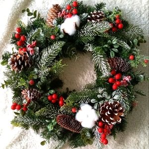 14" Christmas Wreath Handmade Cranberry, Pinecone Christmas